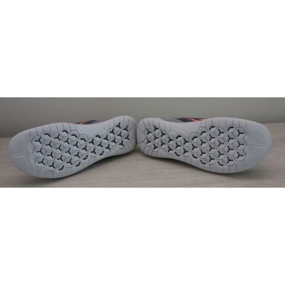 Nike 942837-005 Women's Sz 6 Gunsmoke Gray Free Rn 2018 Running Shoes $100+ - Picture 3 of 8
